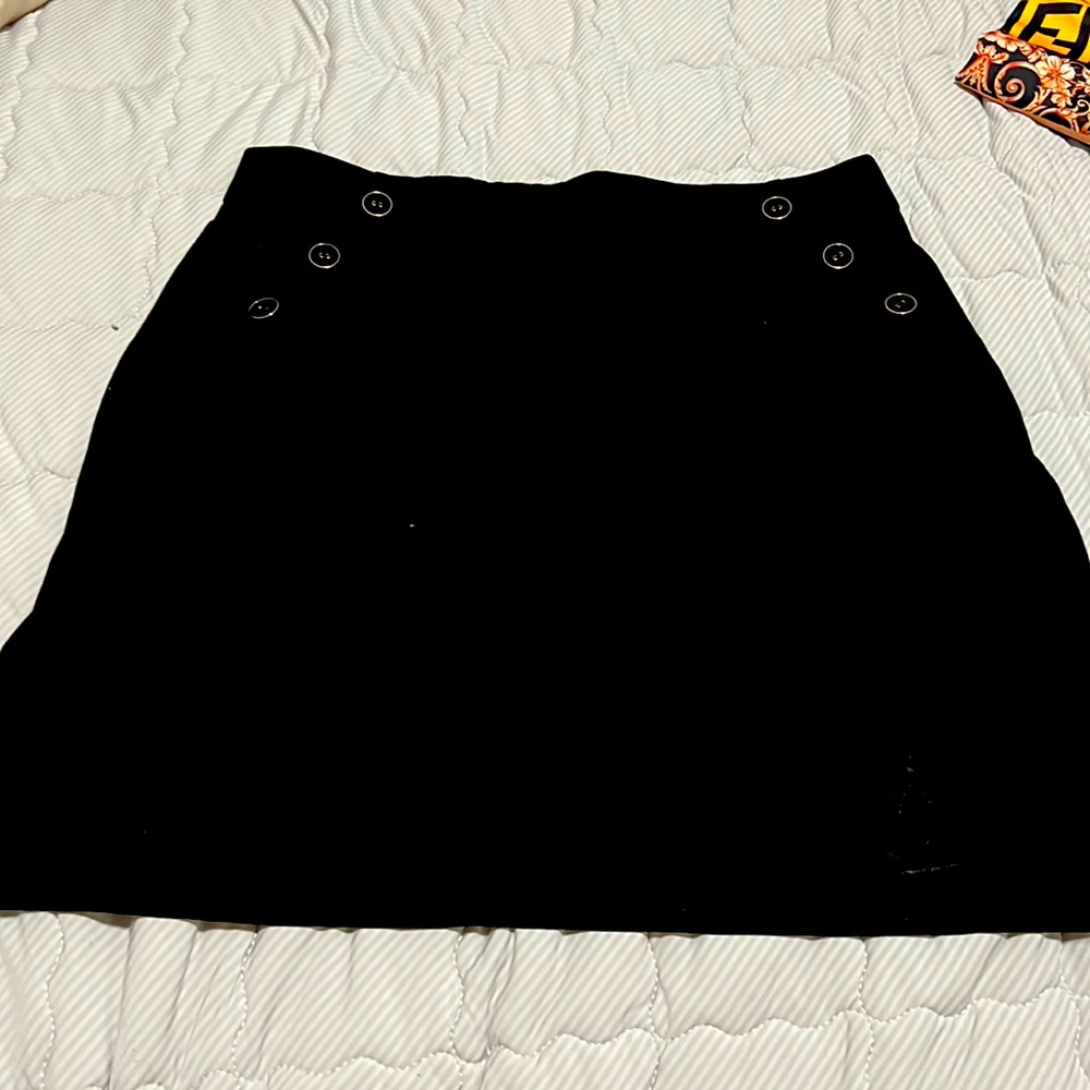 Black golfing skirts